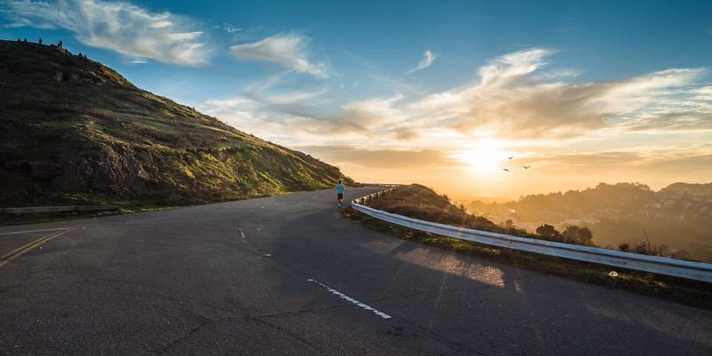 中国计算机信息系统18：数据管理、软件服务与IT系统集成的融合创新