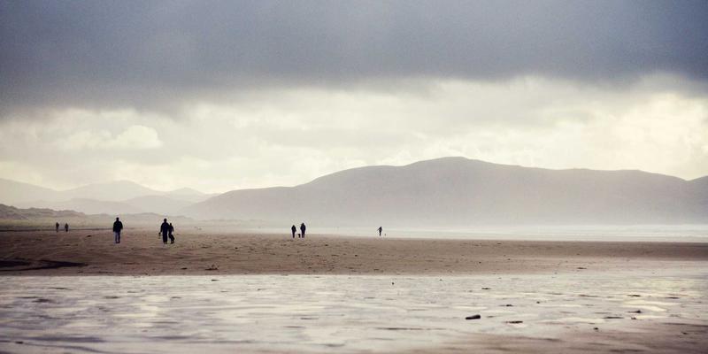 中国计算机信息系统80：软件服务与数据管理的演进之路