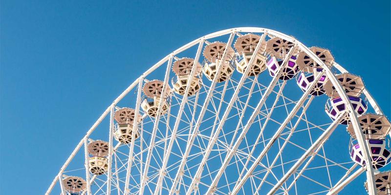 中国计算机信息系统97：软件服务与开发的里程碑与时代启示