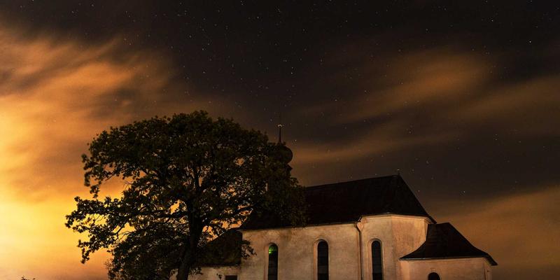 中国计算机信息系统：数据管理与网络集成的核心技巧与实践