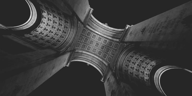 数据驱动未来：中国计算机信息系统在融媒体内容生产与分发中的技术架构与IT系统集成实践