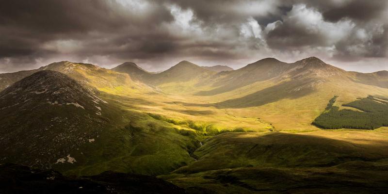 边缘计算与中国计算机信息系统协同：重塑工业实时数据处理的IT解决方案